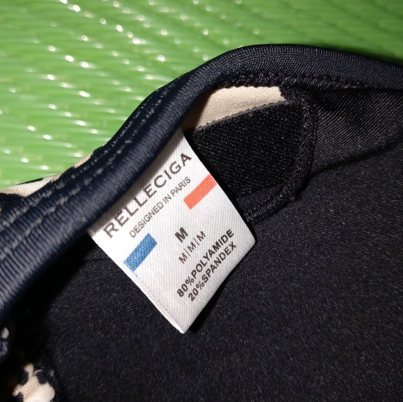 Swim suit top size M - Picture 4 of 4